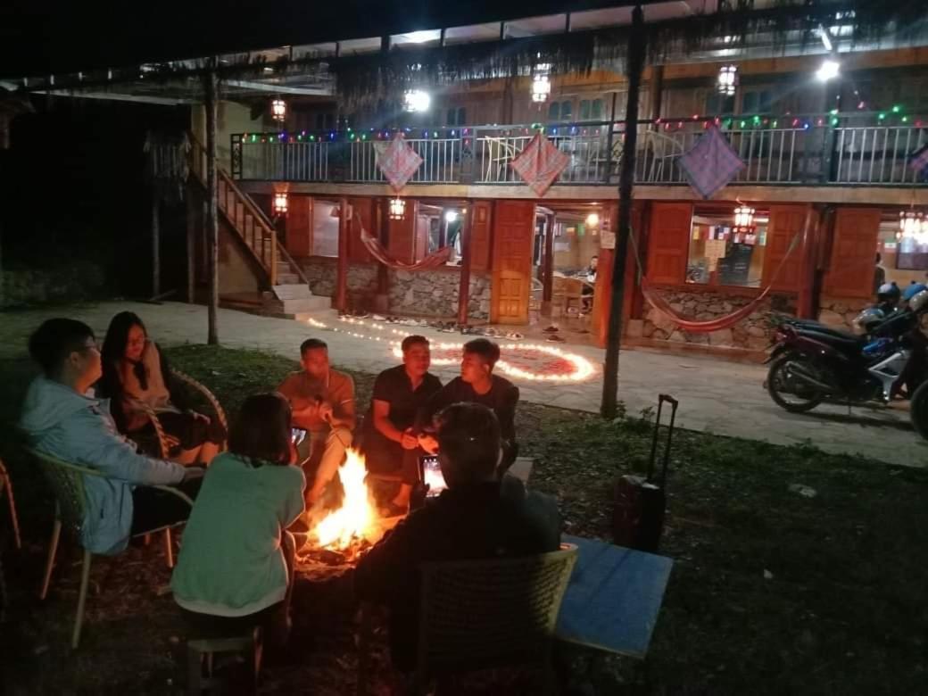Long Co Tran - Homestay&Tea Ceremony Loung Co Buitenkant foto