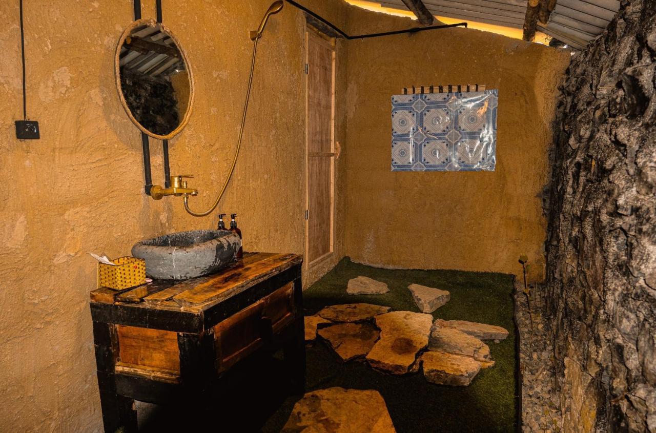 Long Co Tran - Homestay&Tea Ceremony Loung Co Buitenkant foto