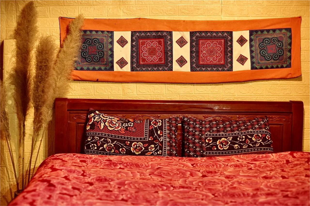 Long Co Tran - Homestay&Tea Ceremony Loung Co Buitenkant foto